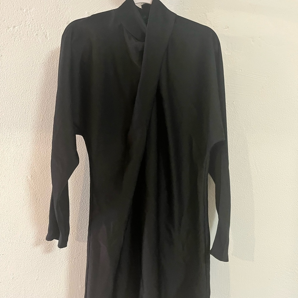 Elegant Black Long-Sleeve Dress